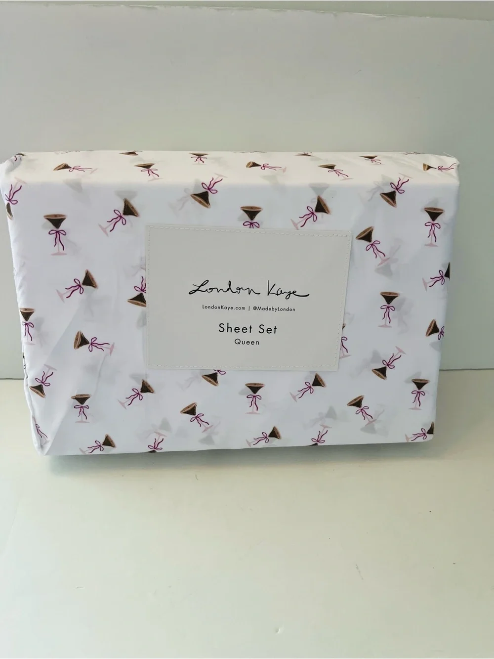 London Kaye Queen Sheet Sets Lot of 2 Petite Cherries & Cafe Espresso Martini